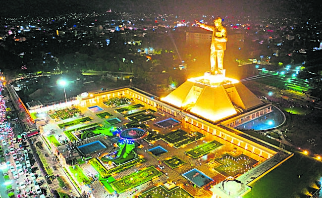 AMBEDKAR_20STATUE_20NIGHT_20VIEW1.jpg