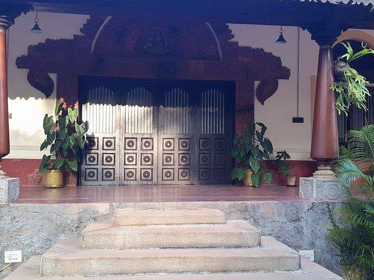 Chiranjeevi_20farmhouse_20in_20Bangalore_20Photos_5.jpg 6