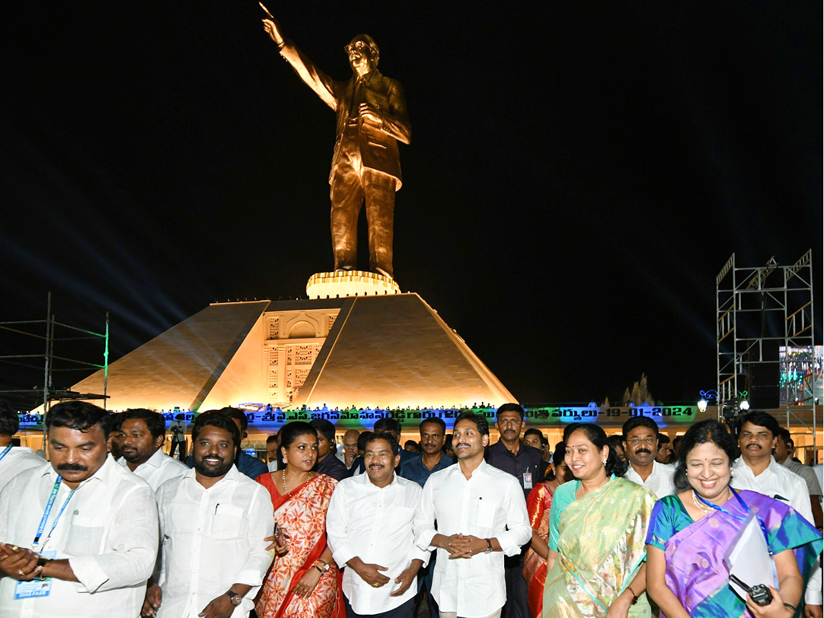CM_20Jagan_20Unveil_20Dr_20BR_20Ambedkar_20Statue_20In_20Vijayawada_20Photos_6.jpg 7