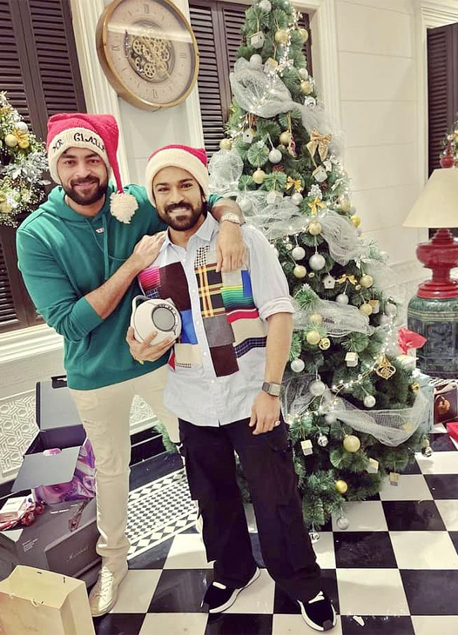 Happy_20Birthday_20Konidela_20Varun_20Tej_20Pics-32.jpg 31