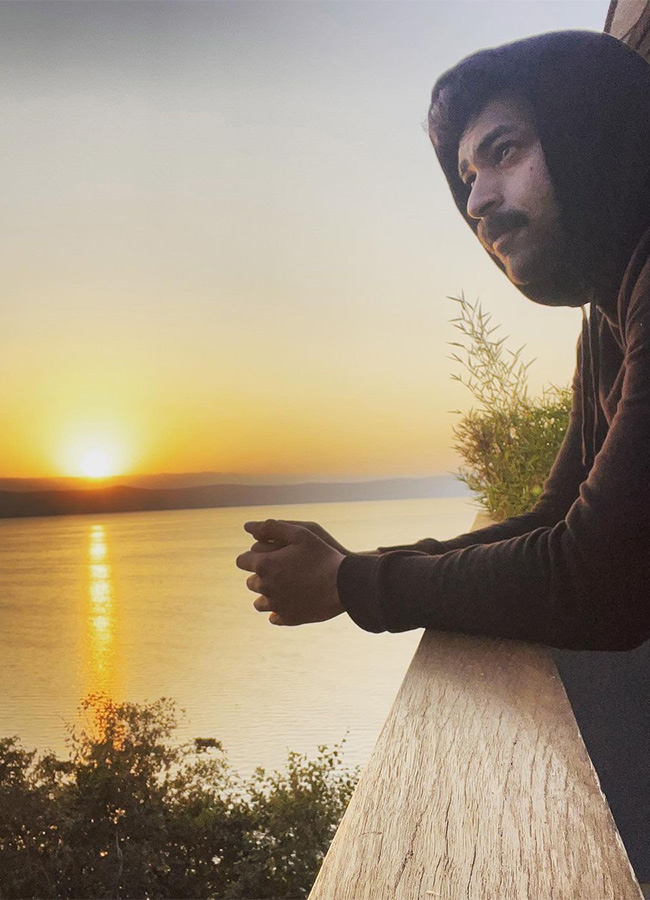 Happy_20Birthday_20Konidela_20Varun_20Tej_20Pics-34.jpg 33