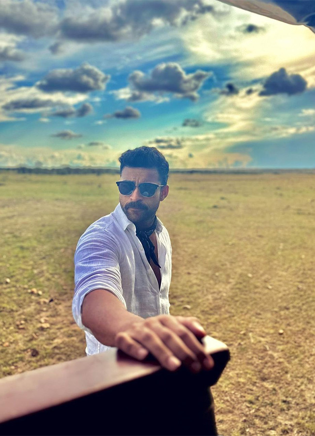 Happy_20Birthday_20Konidela_20Varun_20Tej_20Pics-35.jpg 34