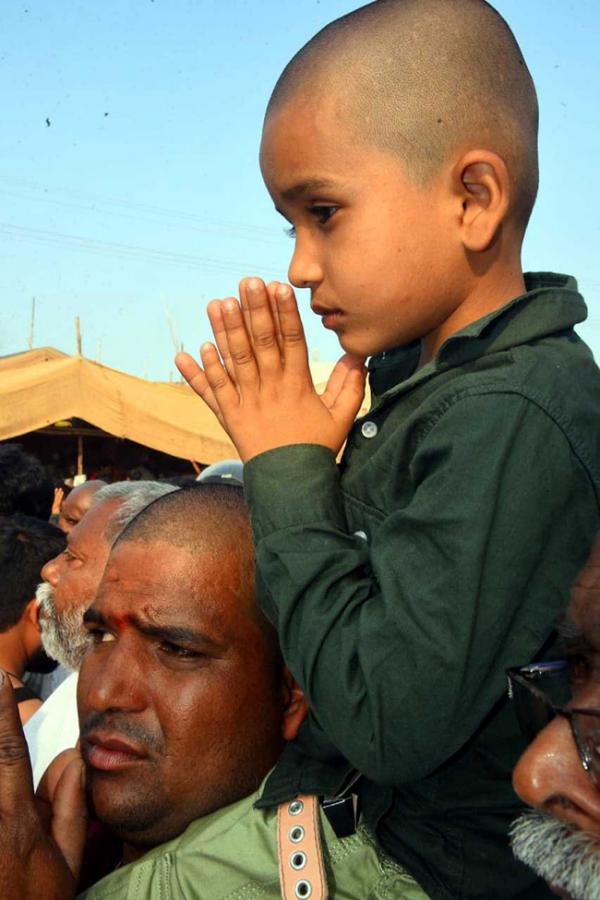 Lakshmi_20Narasimha_20Swamy_20Rathotsavam_20in_20mahabubnagar-17.jpg 17