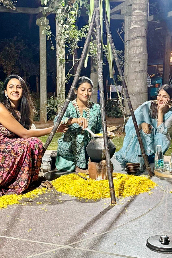 Niharika_20Konidela_20Sankranthi_20Celebration_20latest_20Photos_6.jpg 7