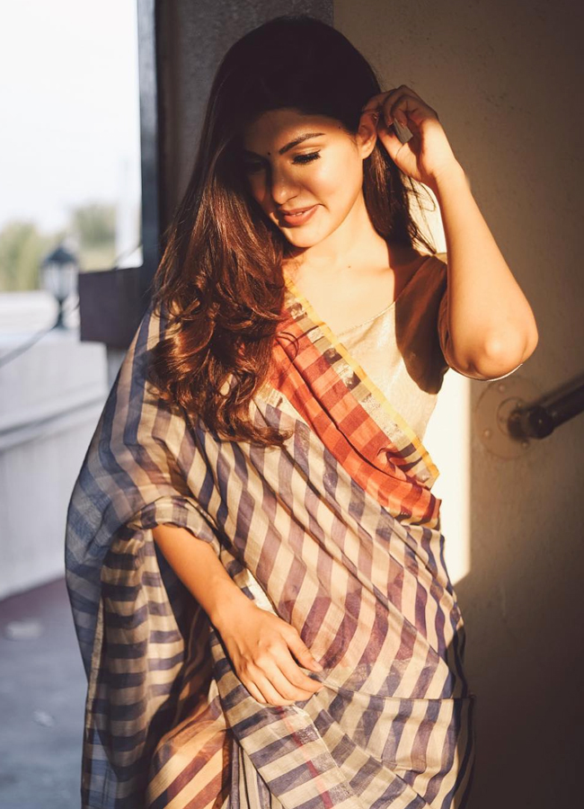 Rhea-Chakraborty-14.jpg 15