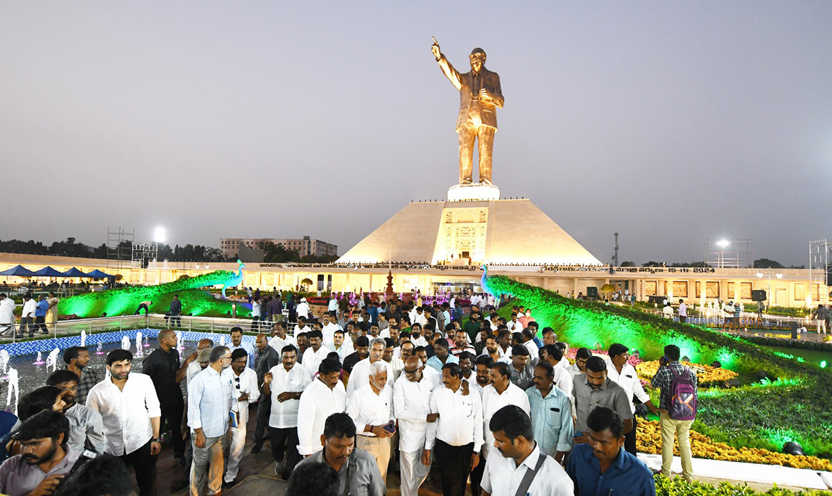 Vijayawada_20BR_20Ambedkar_20Statue_20Special_20Photos-12.jpg 12