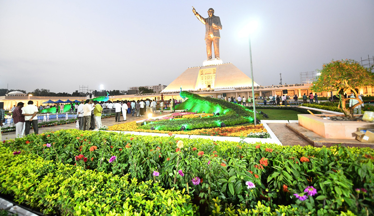 Vijayawada_20BR_20Ambedkar_20Statue_20Special_20Photos-23.jpg 23