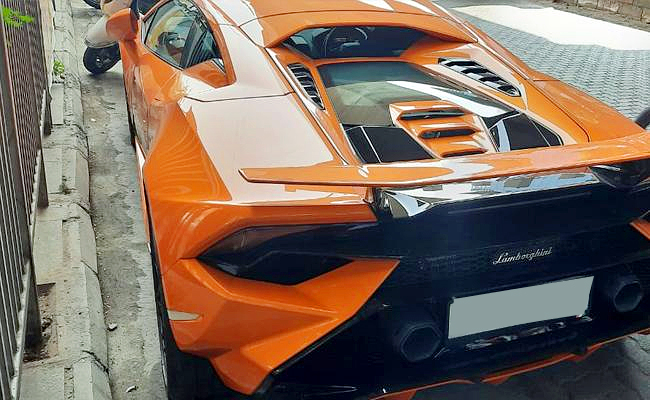 car_0.jpg
