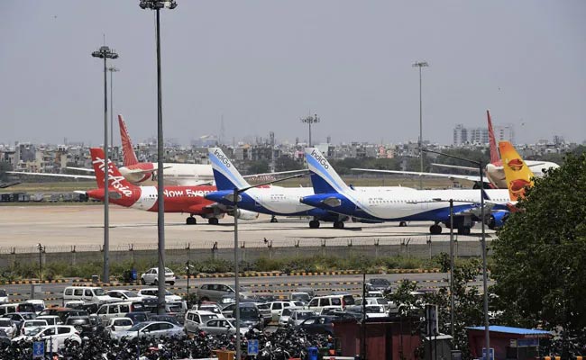 delhi-airport.jpg