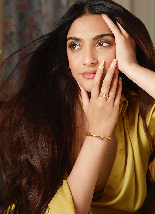 Sonam-Kapoor-11.jpg 13