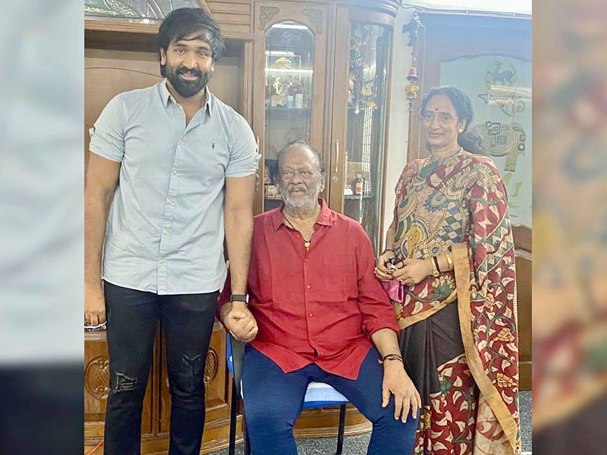 actor_20krishnam_20raju_20rare_20photos-17.jpg 16