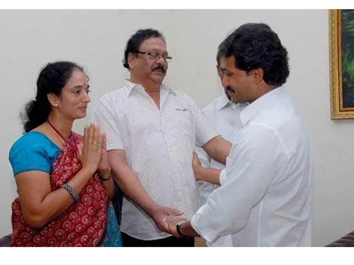 actor_20krishnam_20raju_20rare_20photos-28.jpg 27