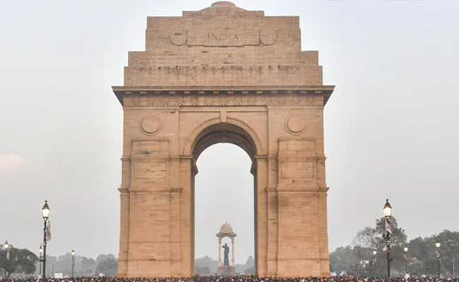 Delhi_jolts_Quake.jpg