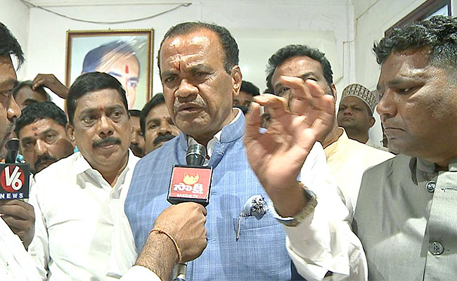 Minister-Komatireddy.jpg