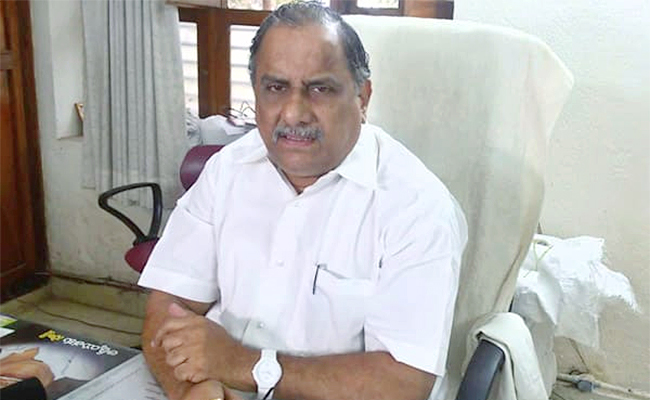 Mudragada-Padmanabham.jpg