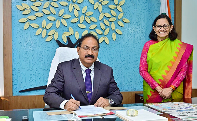 Former-Dgp-Mahender-Reddy-Takes.jpg