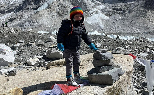 everest.jpg