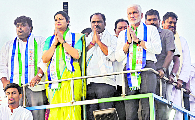 Bus_20Yatra.jpg