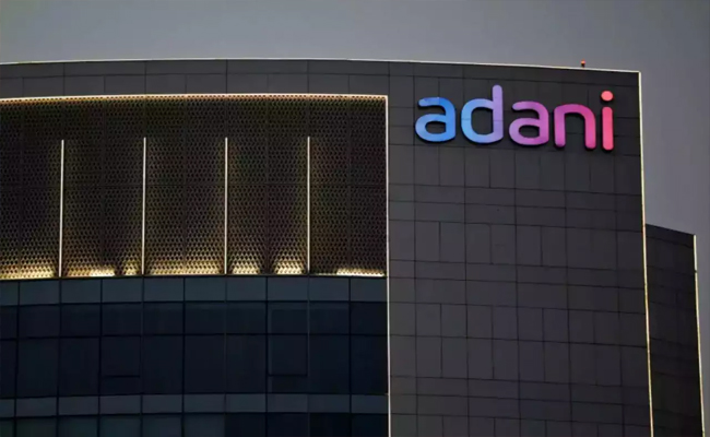 adani01.jpg