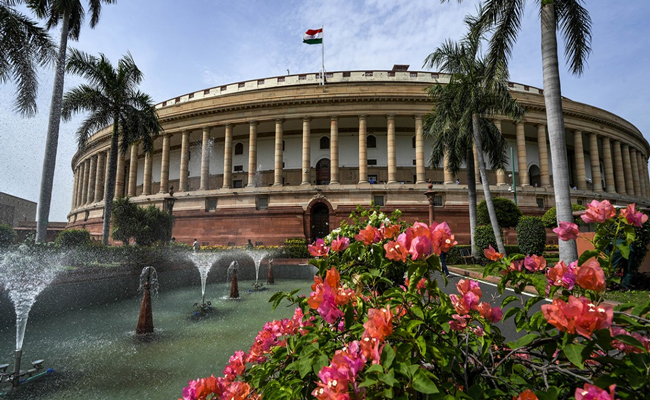parlament.jpg