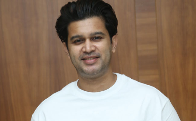 abhijit.jpg
