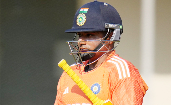 sarfrazkhan.jpg
