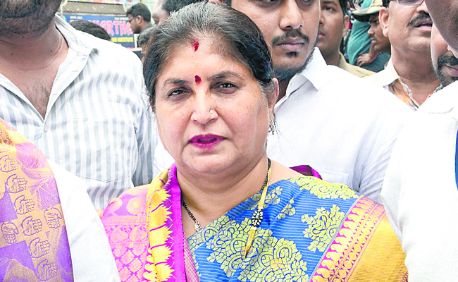 NANDHINI.jpg