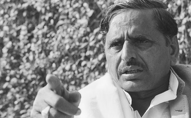 mulayamsingh_img.jpg