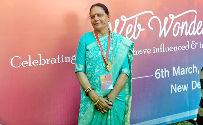 LaxmiGautam-06.jpg