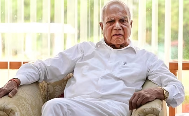 purohit.jpg