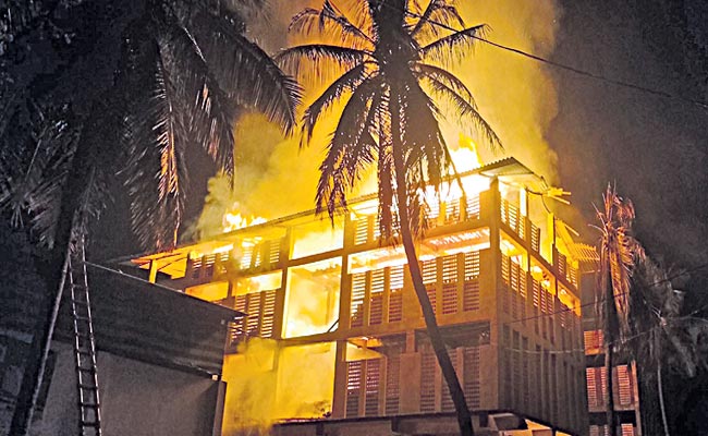 Massive-Fire-Accident.jpg