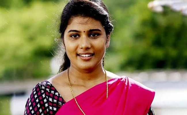 sharanya.jpg