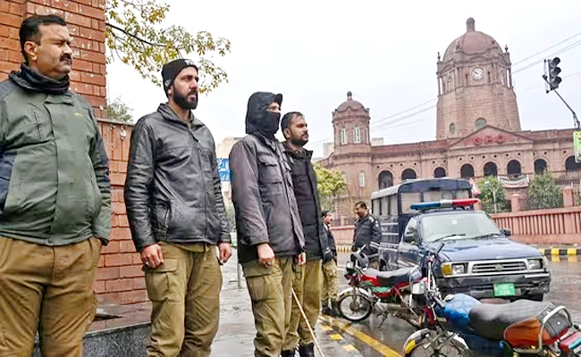 PakistanPoliceStation.jpg