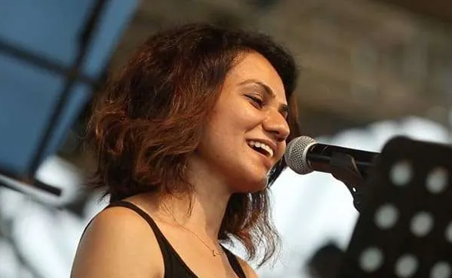 Tanvi_20Shah.jpg