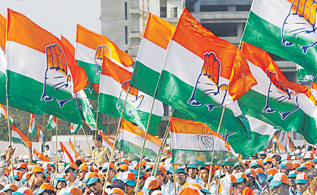 CONGRESS--FLAGS--1.jpg