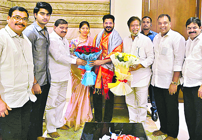 MAHENDER_20REDDY.jpg