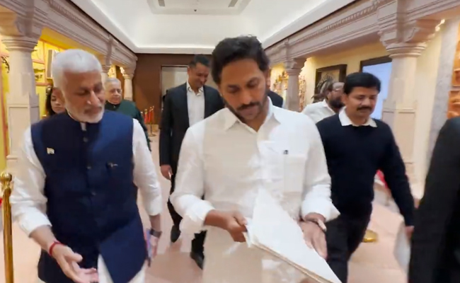 YS_Jagan_Delhi_Tour.jpg