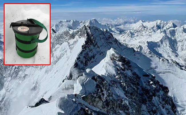 Everest.jpg