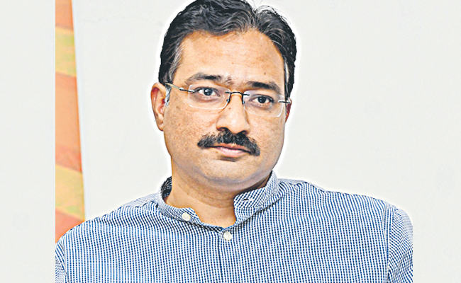 meena.jpg