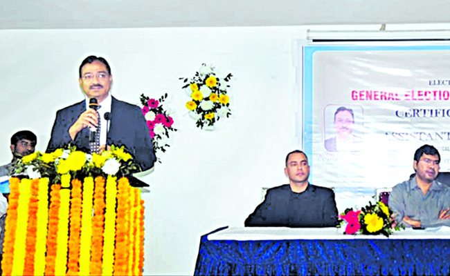 Mukesh_20Kumar_20Meena.jpg