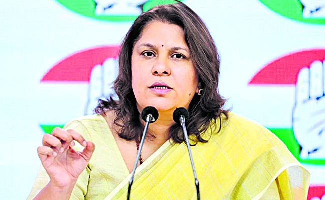 SUPRIYA_SHRINATE1.jpg