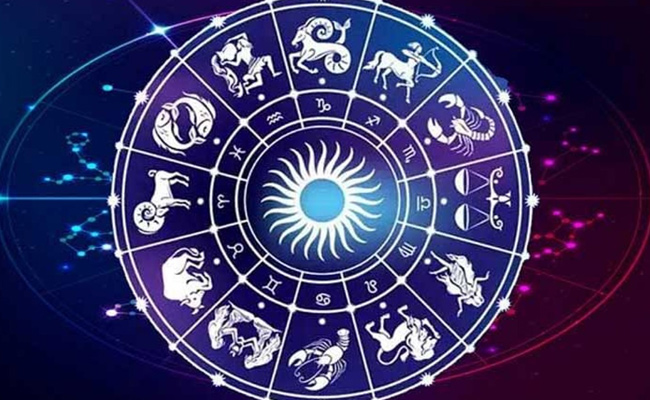 Horoscope_Today.jpg