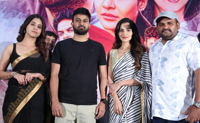 ashu-reddy.jpg