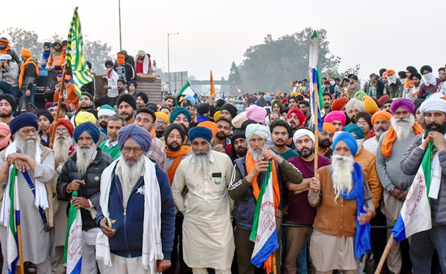 Farmers_Protest_Delhi_Centr.jpg