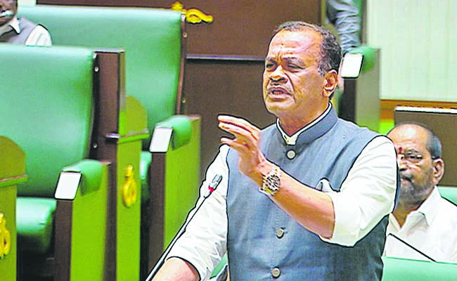 KOMATIREDDY.jpg