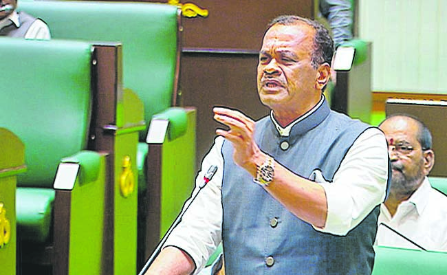 KOMATIREDDY_20123.jpg