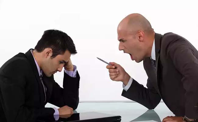 Employee-quits.jpg