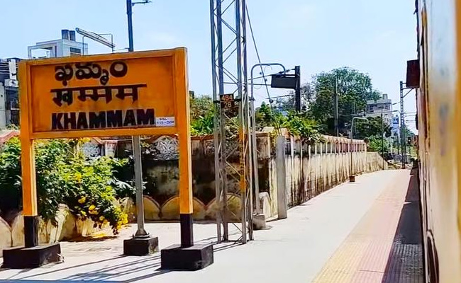 Trains_Khamma.jpg