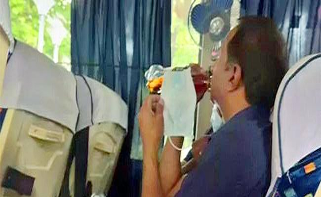 coachdrink.jpg