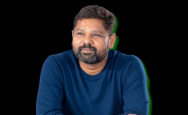 Girish_20Matrubootham_20copy.jpg